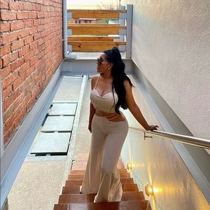 Meet your Posher, Claudia